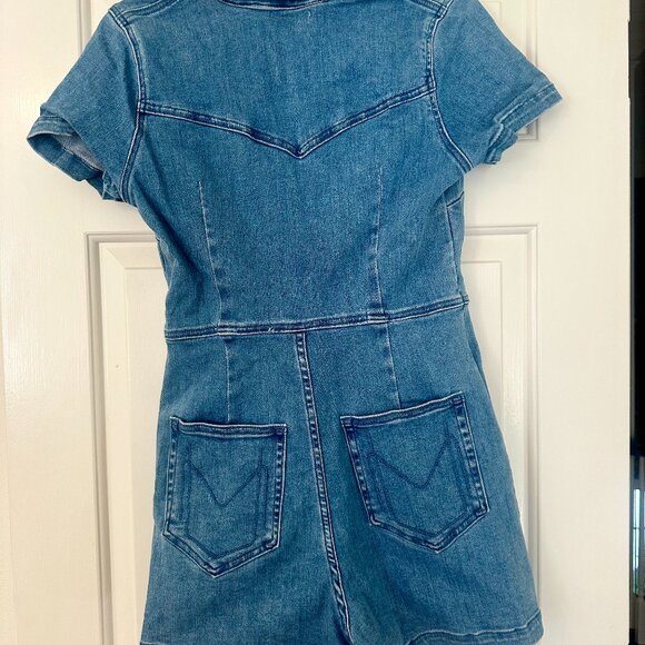 Show Me your MuMu Denim Romper - Picture 4 of 4